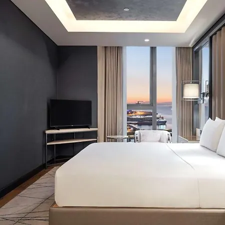 Hilton Bakirkoy 5*