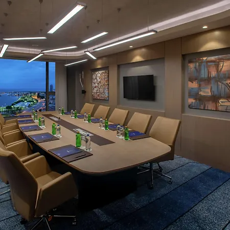 Hilton Bakirkoy 호텔