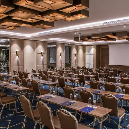 호텔 Hilton Bakirkoy 5*