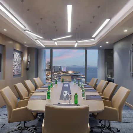 Hilton Bakirkoy 호텔