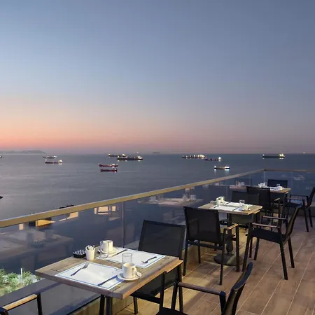מלון Hilton Bakirkoy 5*